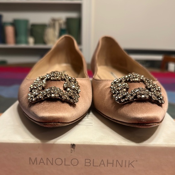 Manolo Blahnik Women's Nude satin hangisi flat size 41.5 - Picture 2 of 11